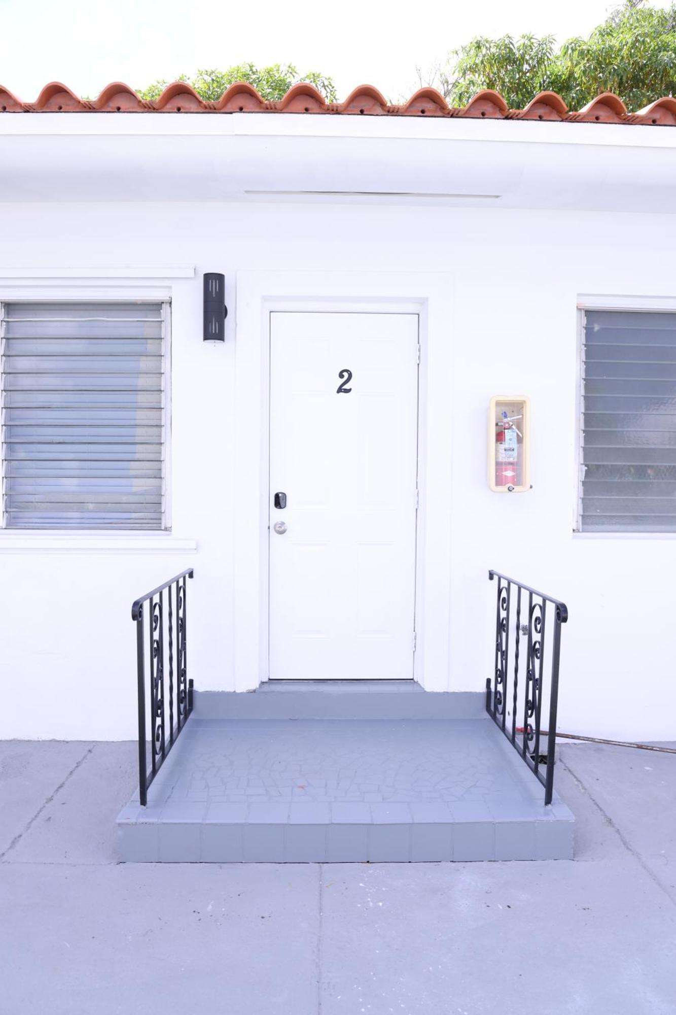 Douglas Rd Apartments Miami Eksteriør bilde