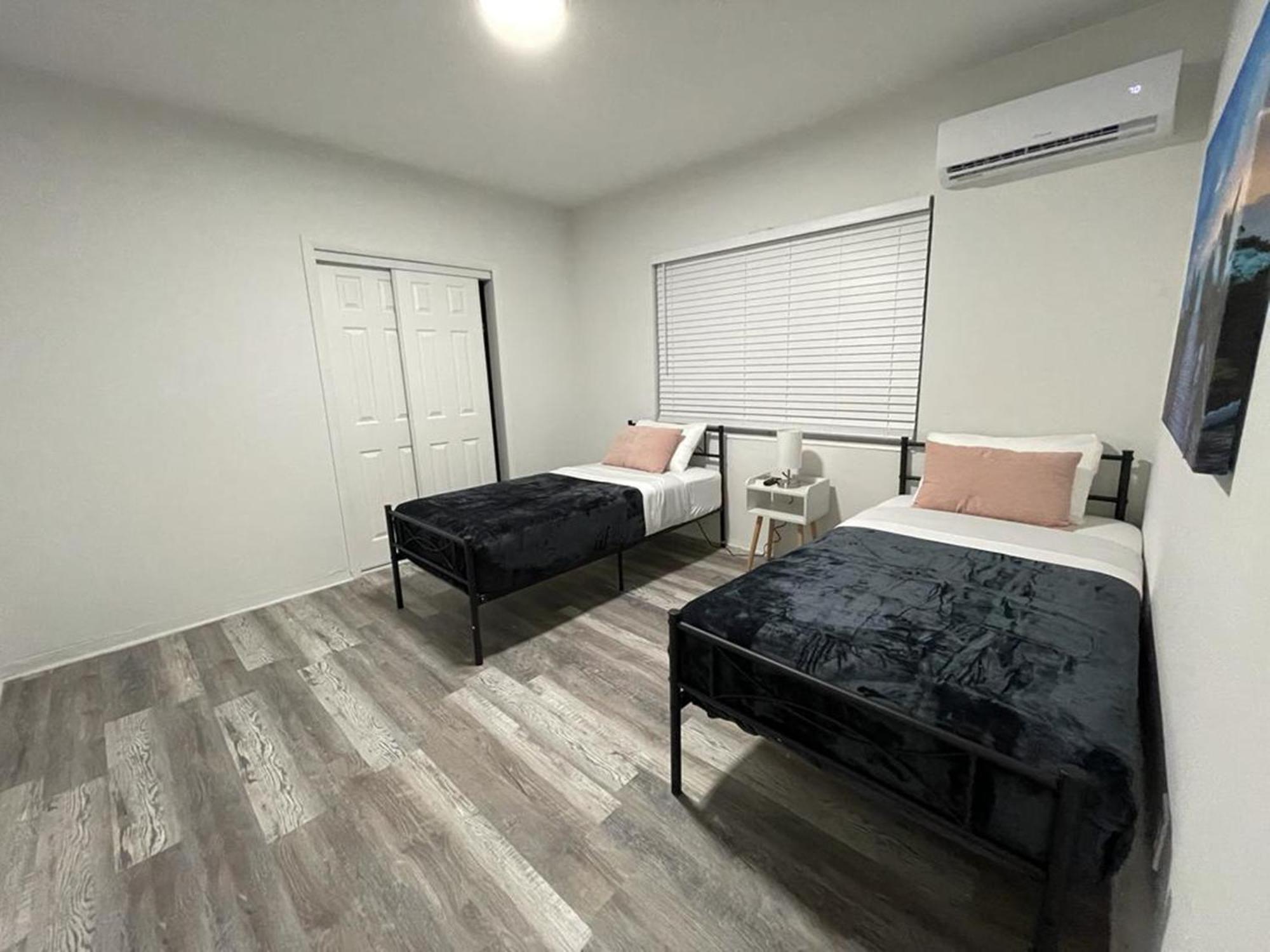 Douglas Rd Apartments Miami Eksteriør bilde