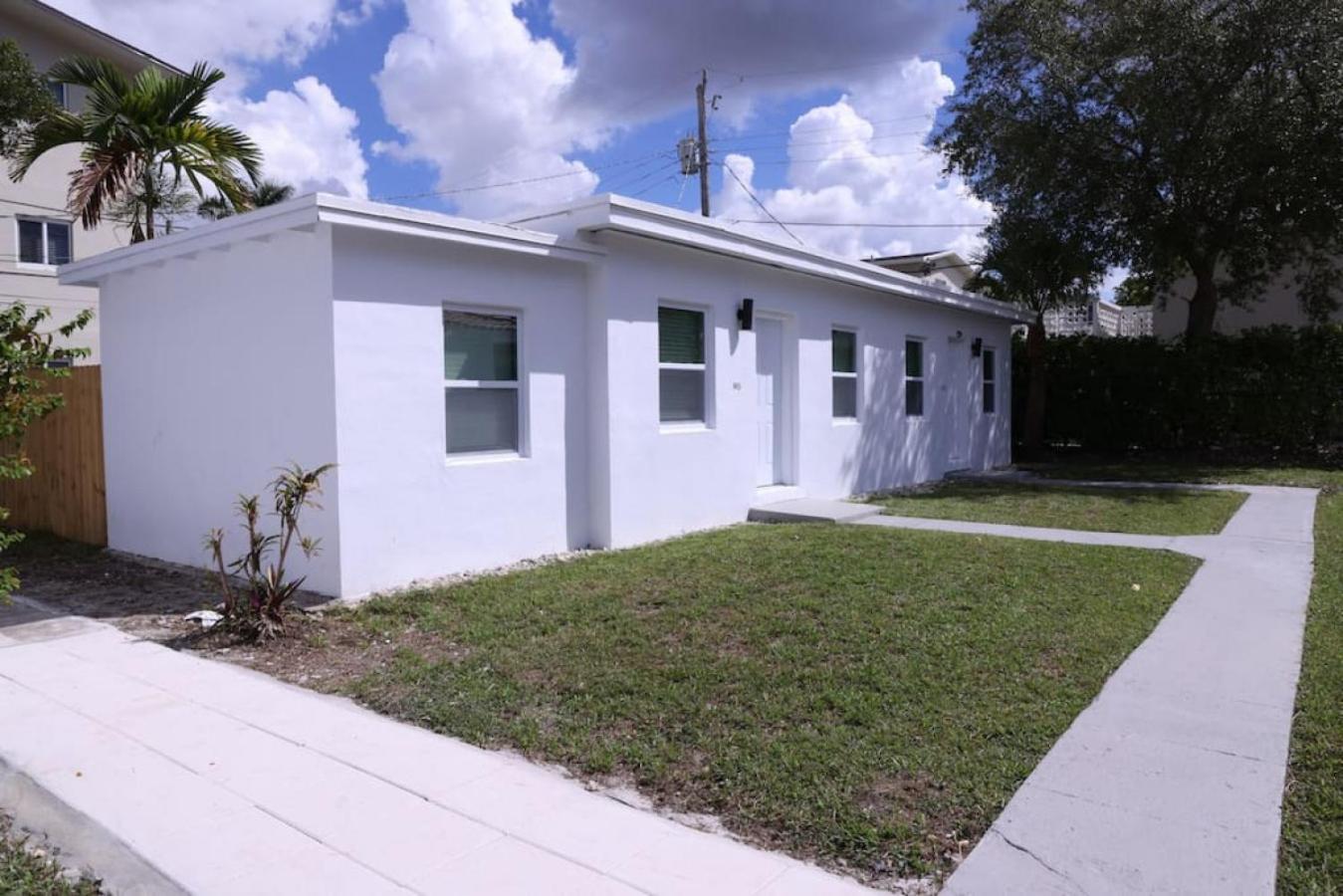 Douglas Rd Apartments Miami Eksteriør bilde